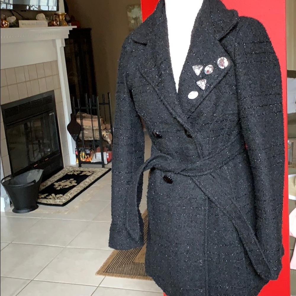 BKE black coat ! Versatile and warm ! Well loved !